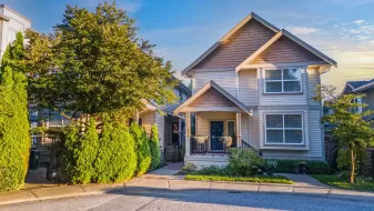 1223 W 16TH STREET, North Vancouver, North Vancouver, BC