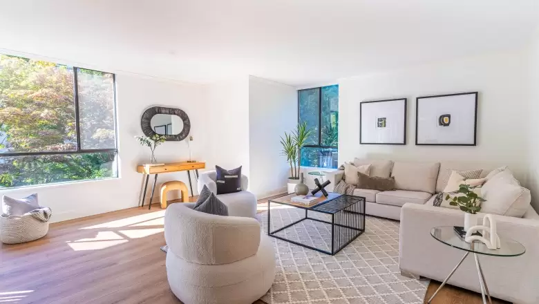 202 2140 BRIAR AVENUE image #1