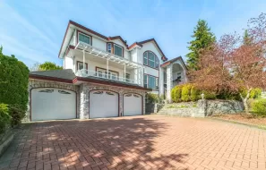 1526 PARKWAY BOULEVARD, Coquitlam, BC