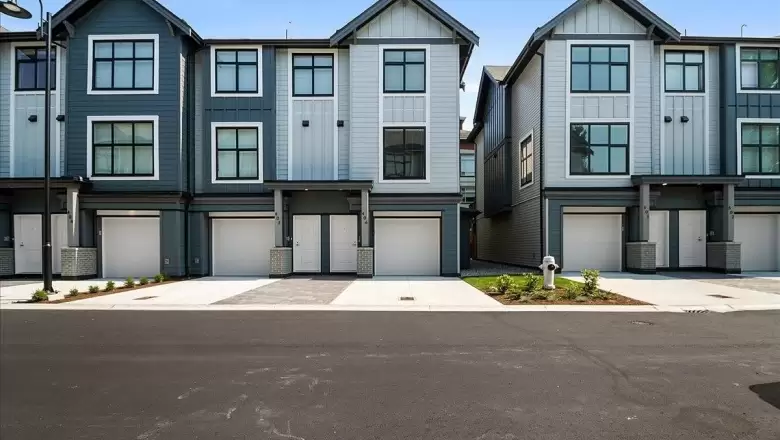 406 2267 MCKENZIE ROAD image #1