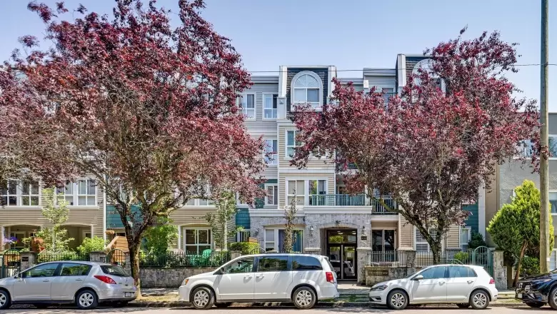 407 3278 HEATHER STREET image #1