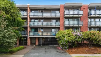 320 360 E 2ND STREET, North Vancouver, BC