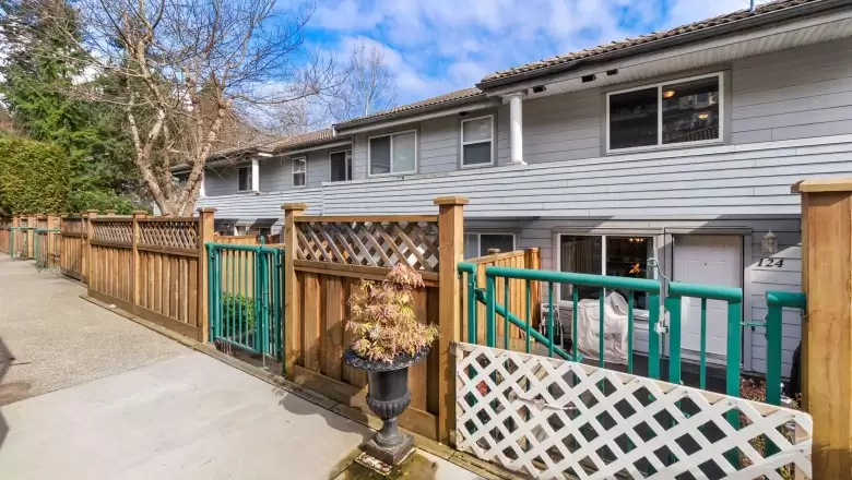 124 SHORELINE CIRCLE image #1