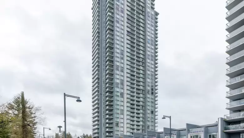 2701 13750 100 AVENUE image #1