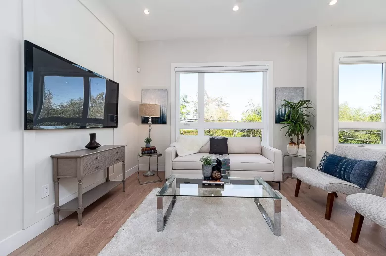 16 3033 SHELL ROAD image #1