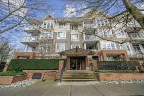 414 3551 FOSTER AVENUE, Vancouver East, Vancouver, BC