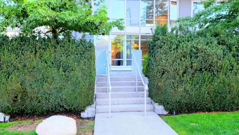 4868 NANAIMO STREET image #1