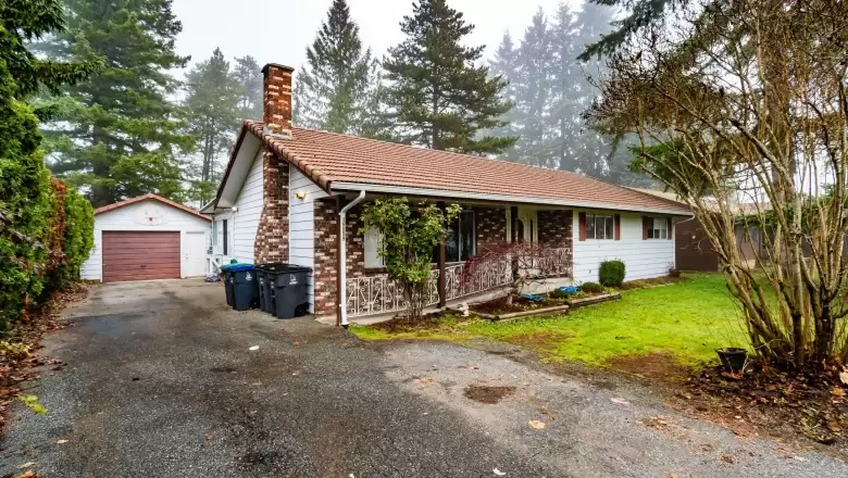 15659 96 AVENUE image #1