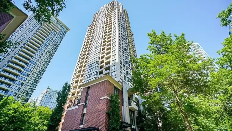 1205 909 MAINLAND STREET image #1