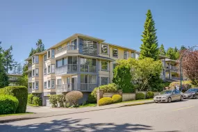 301 1459 BLACKWOOD STREET, South Surrey White Rock, White Rock, BC