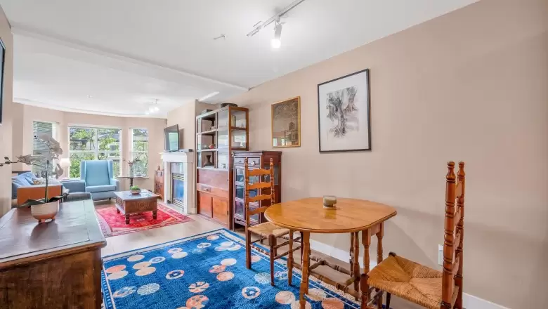 206 5723 BALSAM STREET image #1
