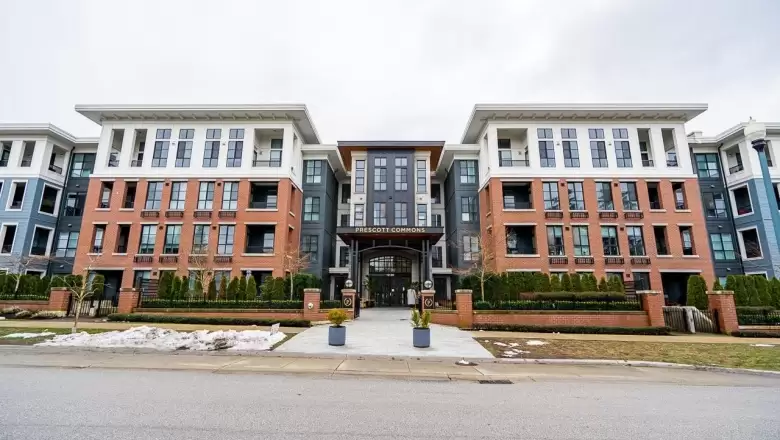 106 15138 34 AVENUE image #1