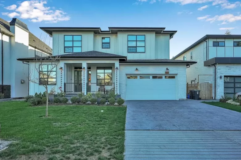 19710 33 AVENUE image #1