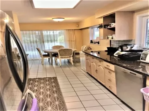 8295 ANGUS DRIVE image #1