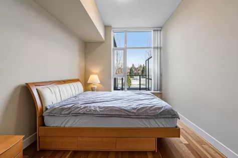 610 4759 VALLEY DRIVE image #3