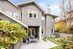 1539 BOWSER AVENUE, North Vancouver, North Vancouver, BC