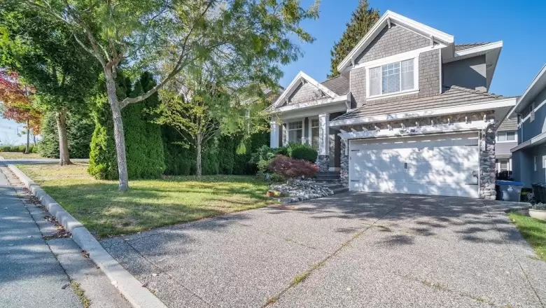 14941 35 AVENUE image #1