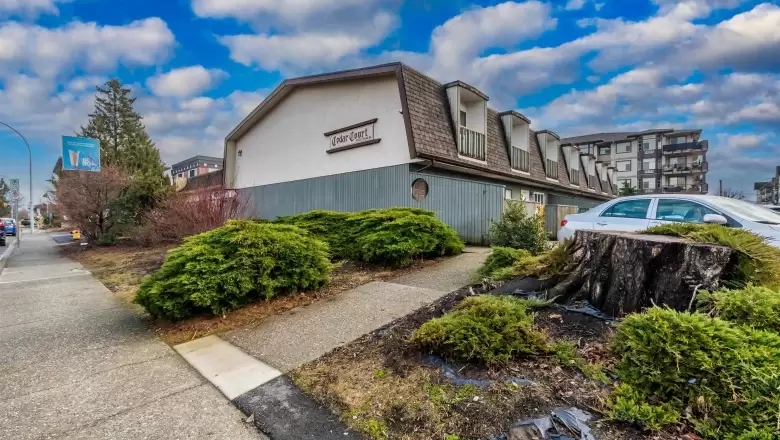 9 45882 CHEAM AVENUE image #1