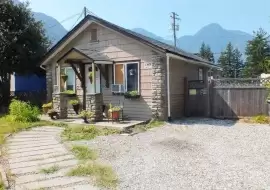 720 FRASER AVENUE, Hope & Area, Hope, BC