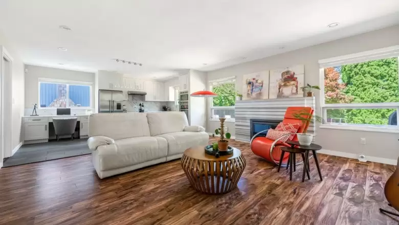 4491 LANCELOT DRIVE image #1
