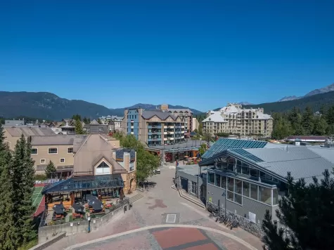 605/606 4090 WHISTLER WAY image #4