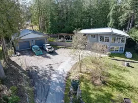 7719 FAWN ROAD, Sunshine Coast, Halfmoon Bay, BC