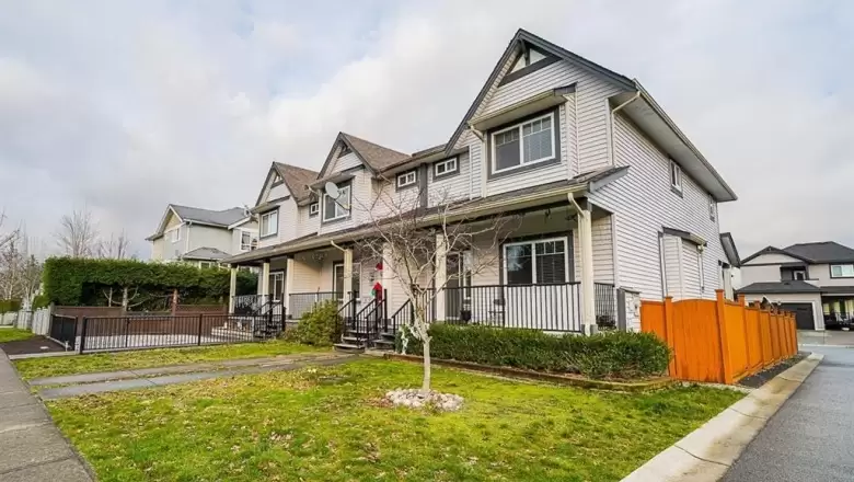 6690 121 STREET image #1