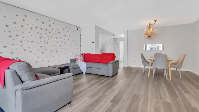 2 13919 70 AVENUE image #1