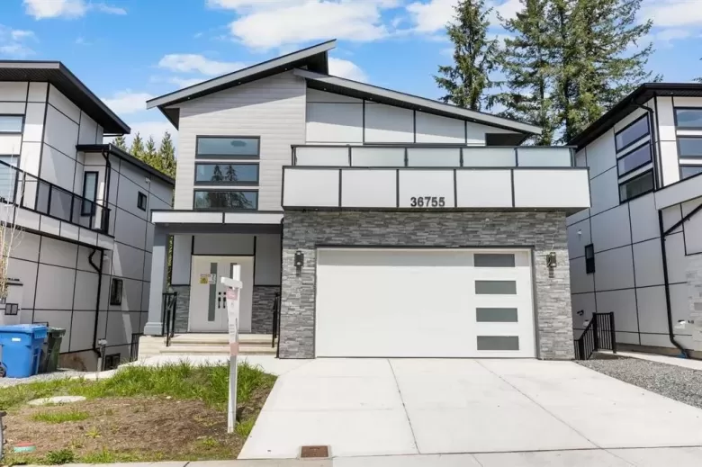 36755 CARL CREEK CRESCENT image #1