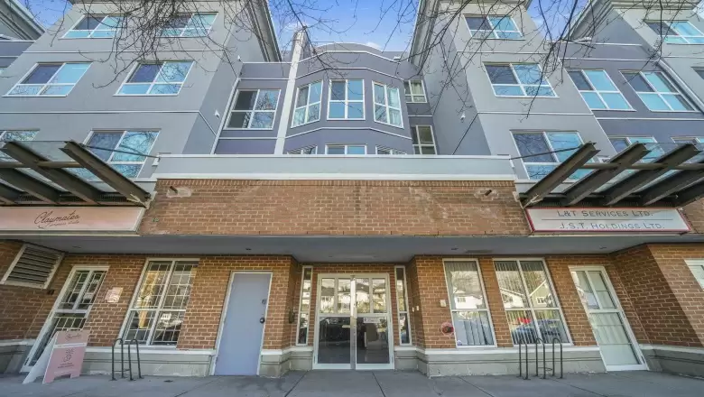 310 760 KINGSWAY image #1