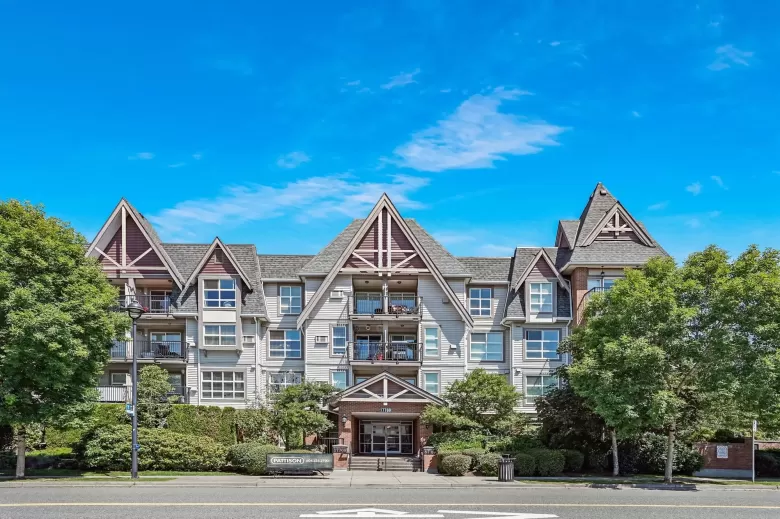 317 17769 57 AVENUE image #1