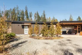 561 VETERANS ROAD, Sunshine Coast, Gibsons, BC