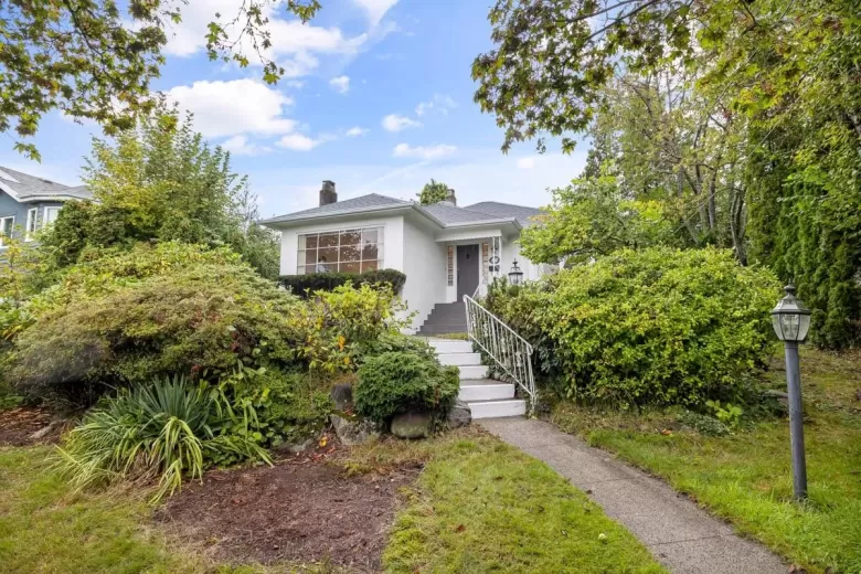 1561 JEFFERSON AVENUE, West Vancouver, BC for sale