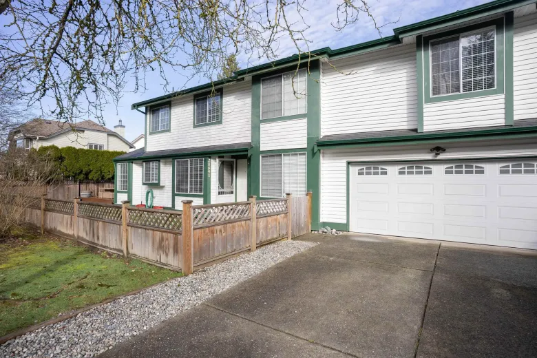 20891 94B AVENUE image #1
