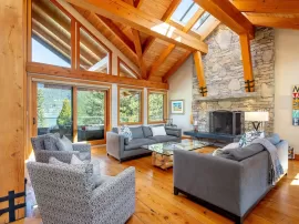 8061 NICKLAUS NORTH BOULEVARD, Whistler, BC