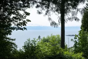 8127 REDROOFFS ROAD, Sunshine Coast, Halfmoon Bay, BC