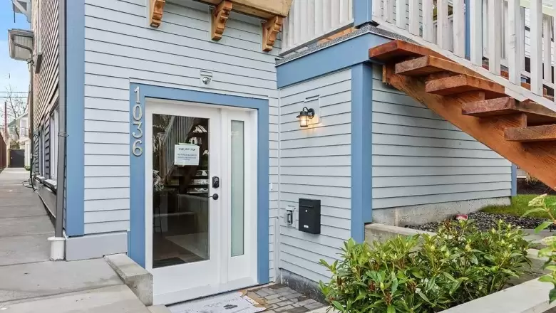 1036 E 14TH AVENUE image #1