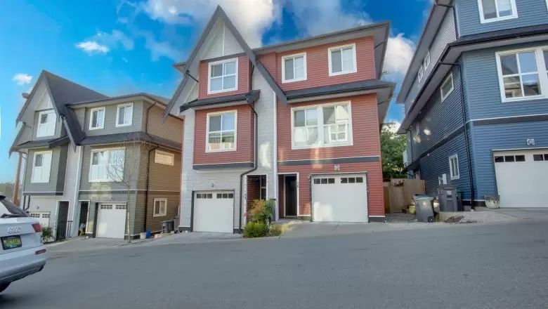 18 14450 68 AVENUE image #1