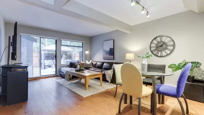 857 BLACKSTOCK ROAD image #1