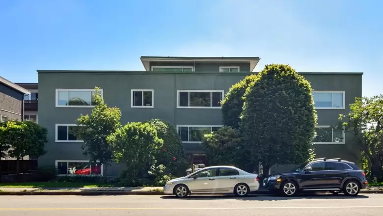 25 1480 ARBUTUS STREET, Vancouver, BC