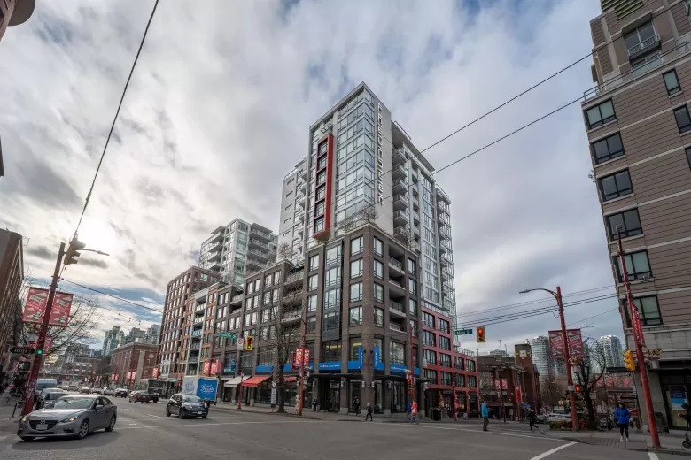 1706 188 KEEFER STREET image #1