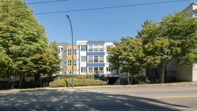 404 2133 DUNDAS STREET, Vancouver, BC