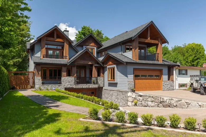 40211 GARIBALDI WAY image #1