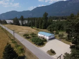 61705 YALE ROAD, Hope & Area, Hope, BC