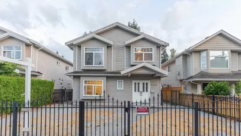 2608 LINCOLN AVENUE image #1