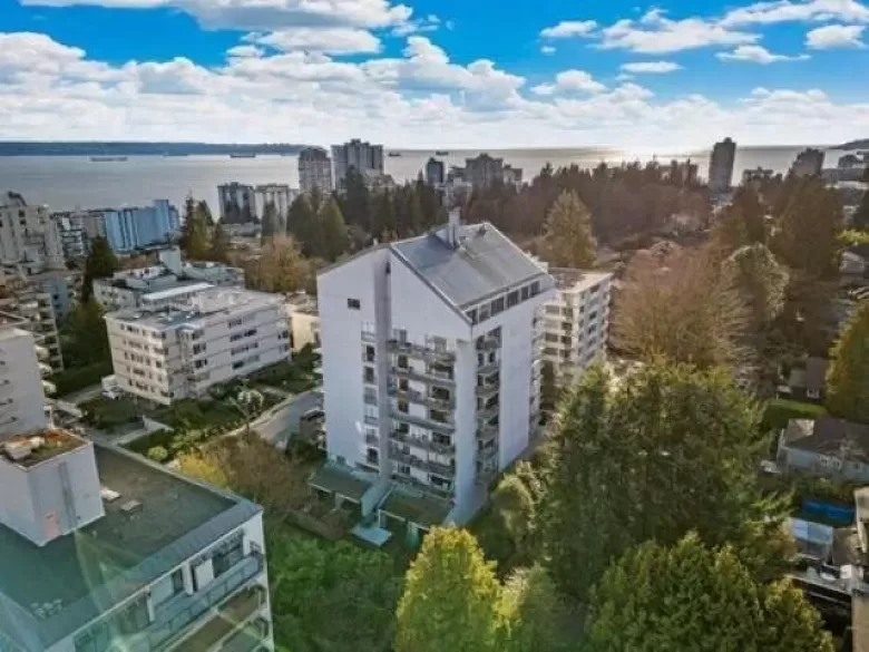 903 1745 ESQUIMALT AVENUE, West Vancouver, BC for sale