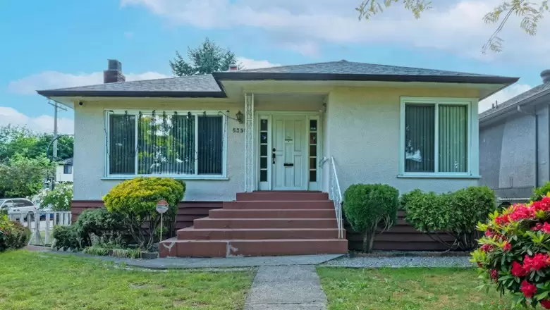 5395 EARLES STREET image #1