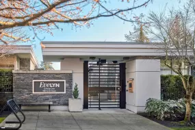 301 988 KEITH ROAD, West Vancouver, West Vancouver, BC