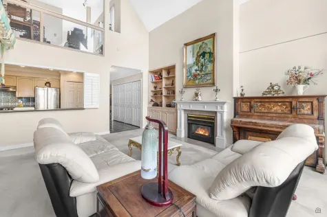 411B 1210 QUAYSIDE DRIVE image #3