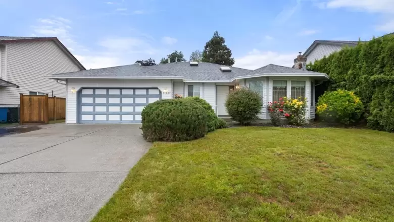 34835 SANDON PLACE image #1